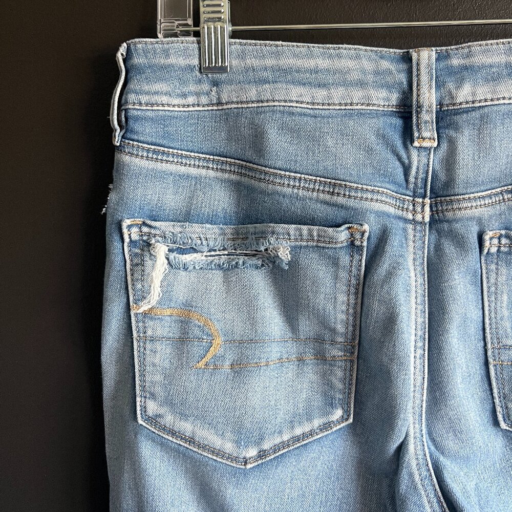 AEO Next Level Stretch Frayed Light Wash Jean